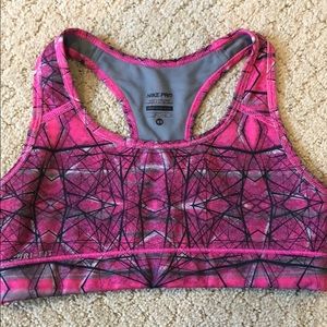 Women’s Nike Pro Sports Bra